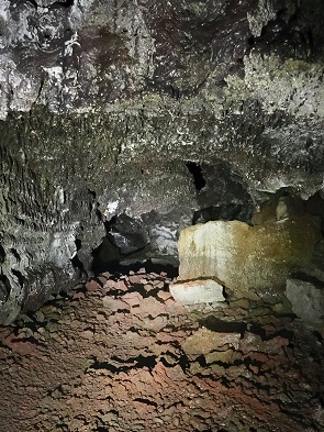 Höhle