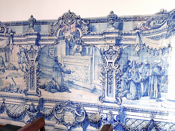 Azulejos im Kloster