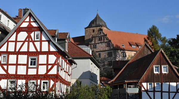 Blick zur Vorderburg