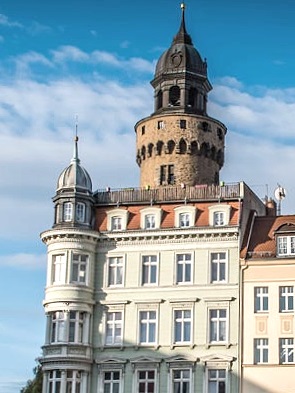 Turm vom Obermarkt aus